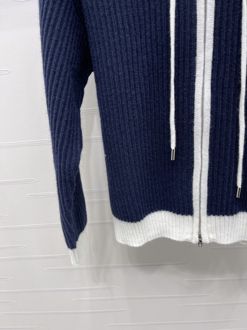 Ce1i*e outwears
